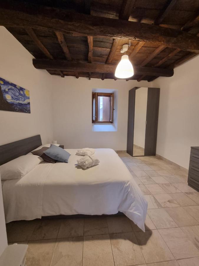Casale Dei Priori Bed & Breakfast Rocca Massima Bagian luar foto