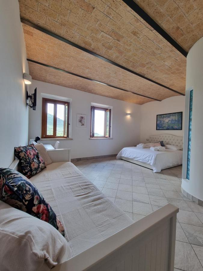 Casale Dei Priori Bed & Breakfast Rocca Massima Bagian luar foto